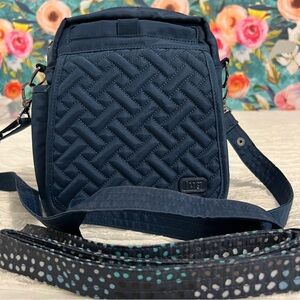 NWOT Lug Flapper Crossbody Navy Blue Convertable Extra Strap Organizer Bag RFID